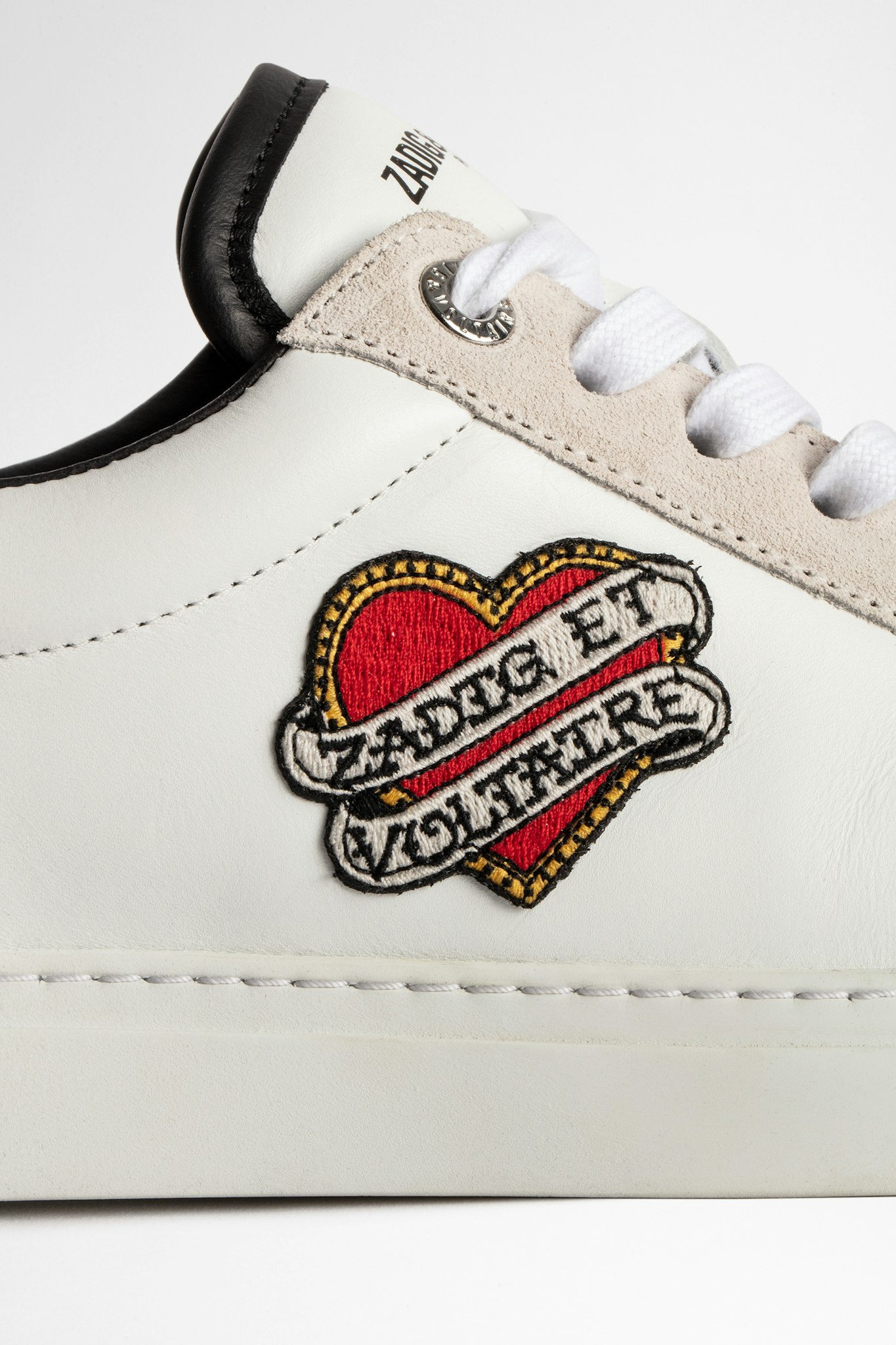 Sneakers ZV1747 Heart patch