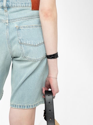 Short Sady Denim - Denim-Bermudashorts mit mehreren Taschen.