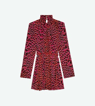 Robe Ryde Léopard Soie - Robe courte en soie rose imprimé léopard à col lavalière.