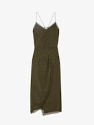 Abito Rixi 100% Seta Jacquard - Abito lungo in stile lingerie di seta kaki con ali in jacquard, gonna asimmetrica e pizzo.