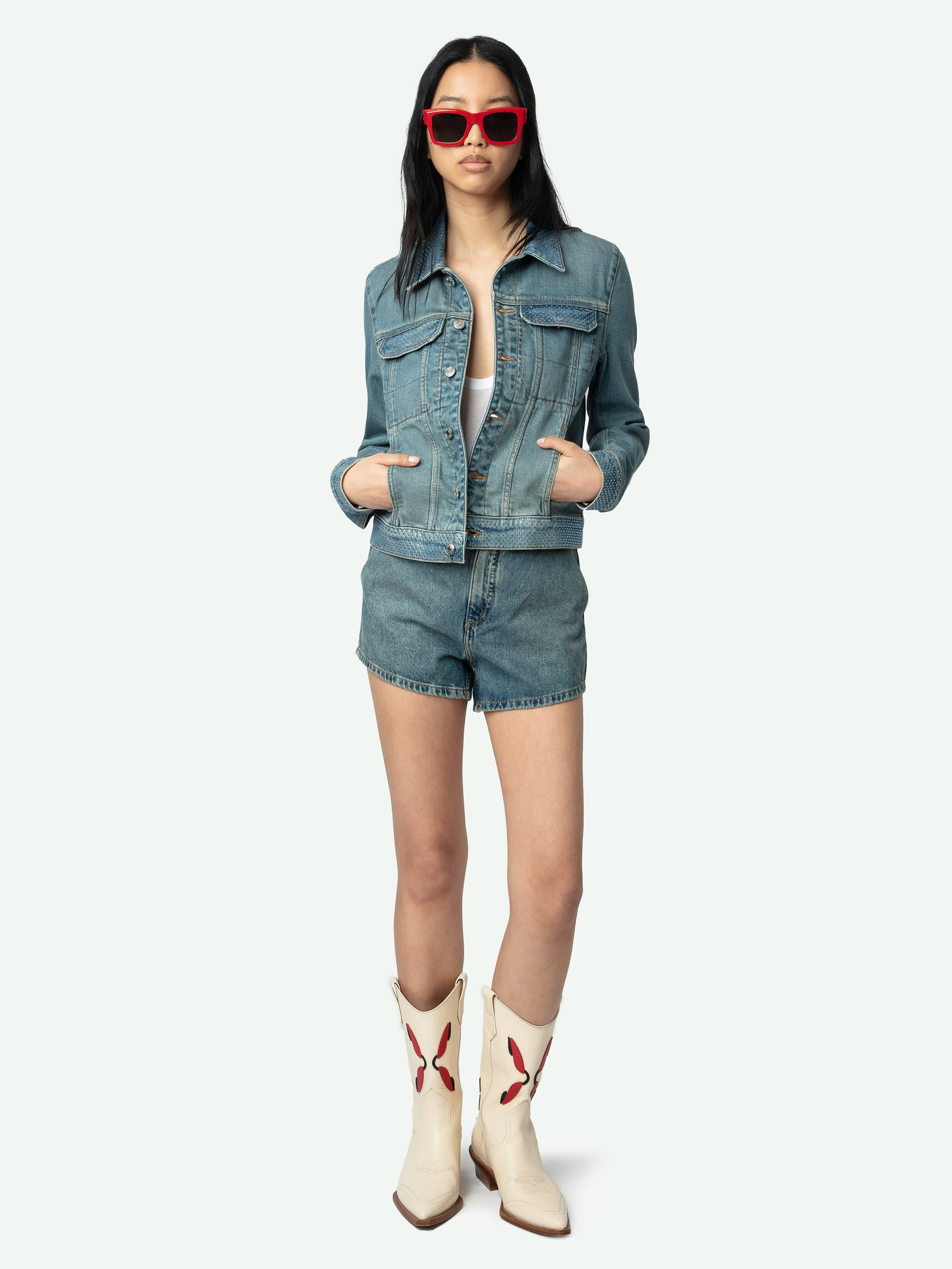 Short Siddy Denim - Asymmetric denim shorts.