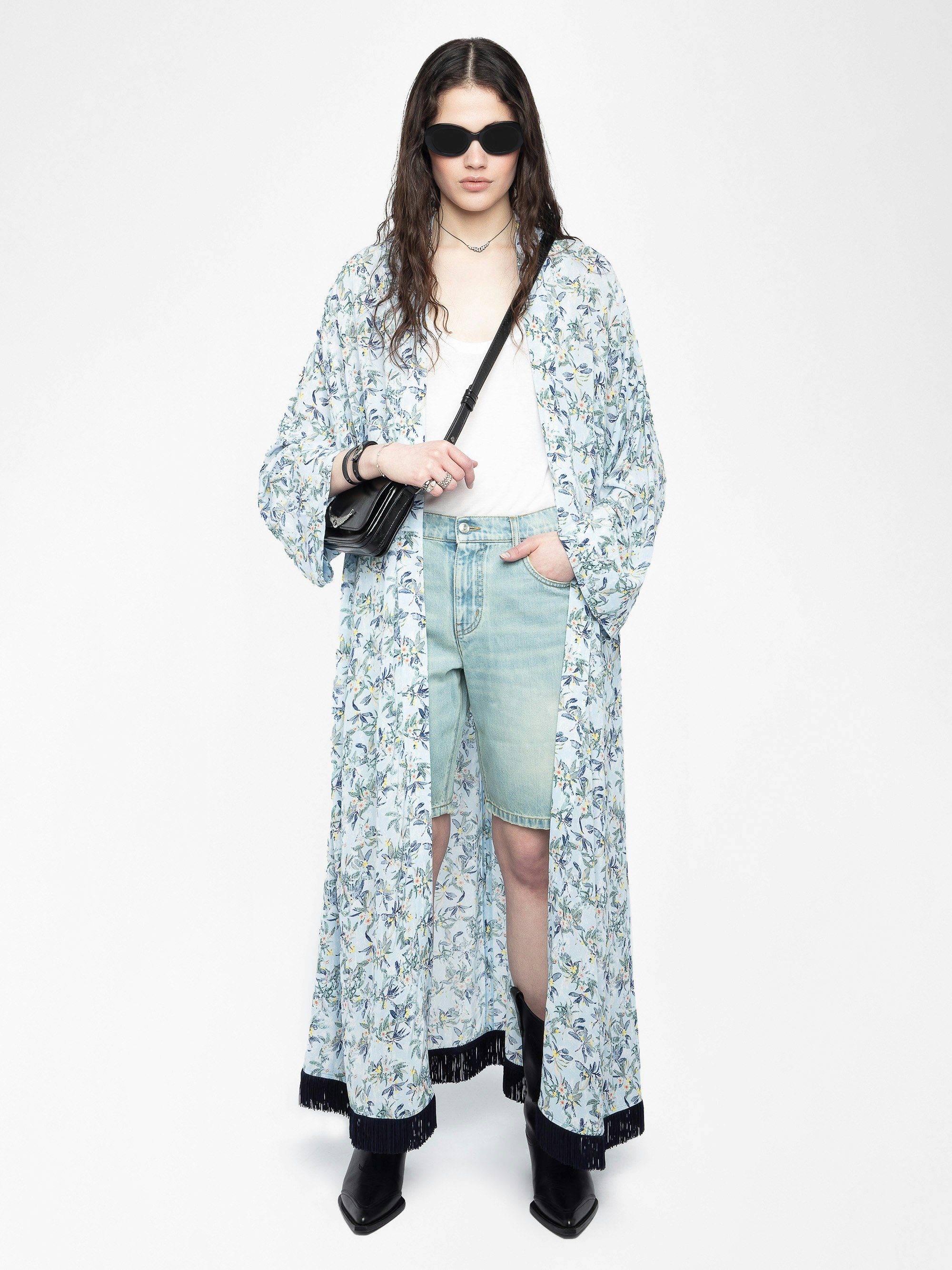 Long Viscose Floral Blue Kimono - Long printed viscose kimono with short sleeves and fringe finish.