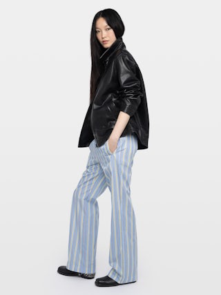 Pantalon Poma - Pantalon droit, esprit jogging, en popeline rayée et taille élastique.