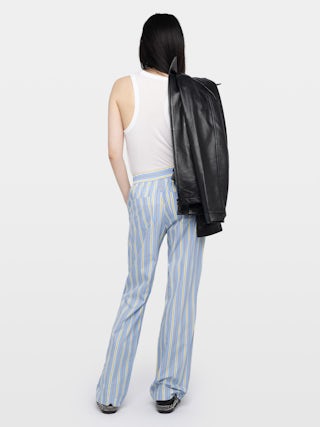 Pantalon Poma - Pantalon droit, esprit jogging, en popeline rayée et taille élastique.