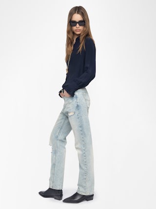 Hemd Thely - Hemd aus Viskose mit langen Ärmeln, Knopfverschluss und Flügelstickerei mit exklusiver französischer Spitze auf der Rückseite.